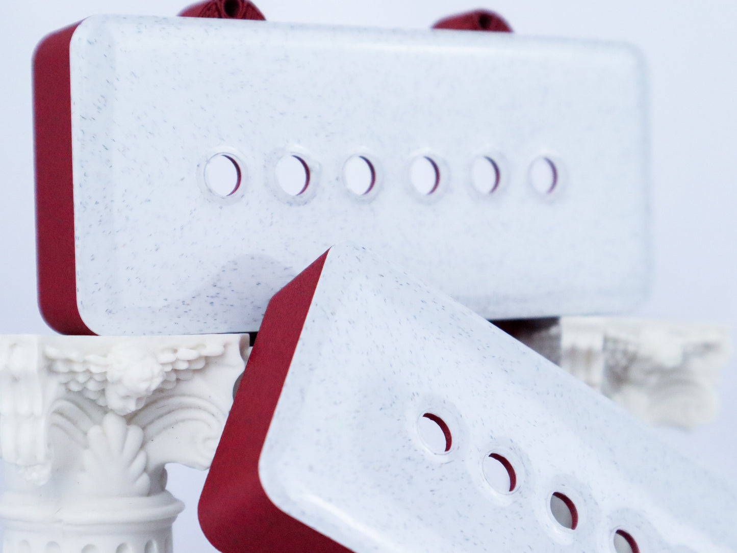 JAZZMASTER CUSTOM PICKUP COVER - MARBLE/CARBON FIBER RED (PAIR)