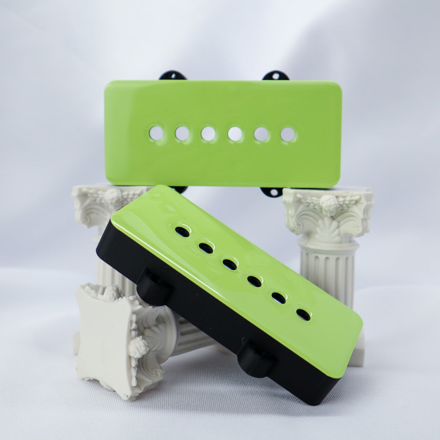 JAZZMASTER CUSTOM PICKUP COVER - SOFT LIME GREEN/CARBON FIBER BACK (PAIR)