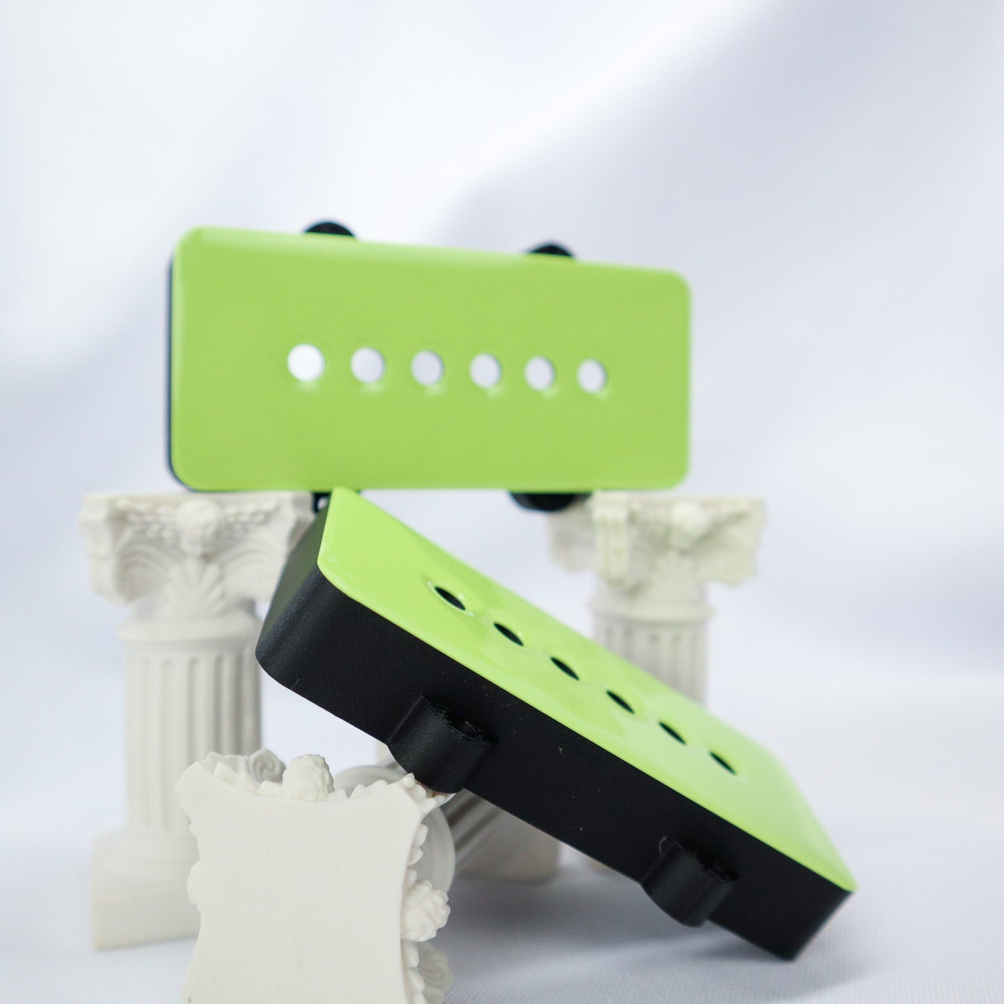 JAZZMASTER CUSTOM PICKUP COVER - SOFT LIME GREEN/CARBON FIBER BACK (PAIR)