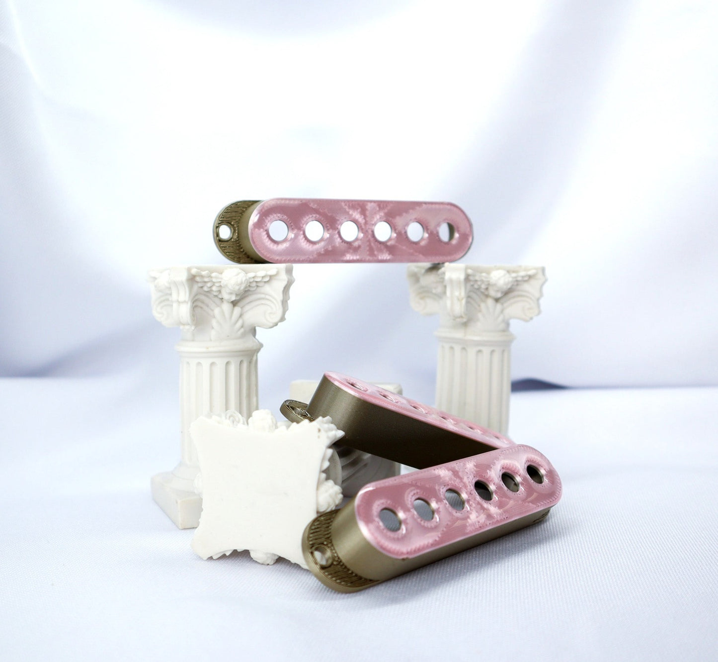 SINGLE COIL 52MM CUSTOM PICKUP COVER - PINK METALLIC/IRIDIUM GOLD METALLIC (SET OF 3)