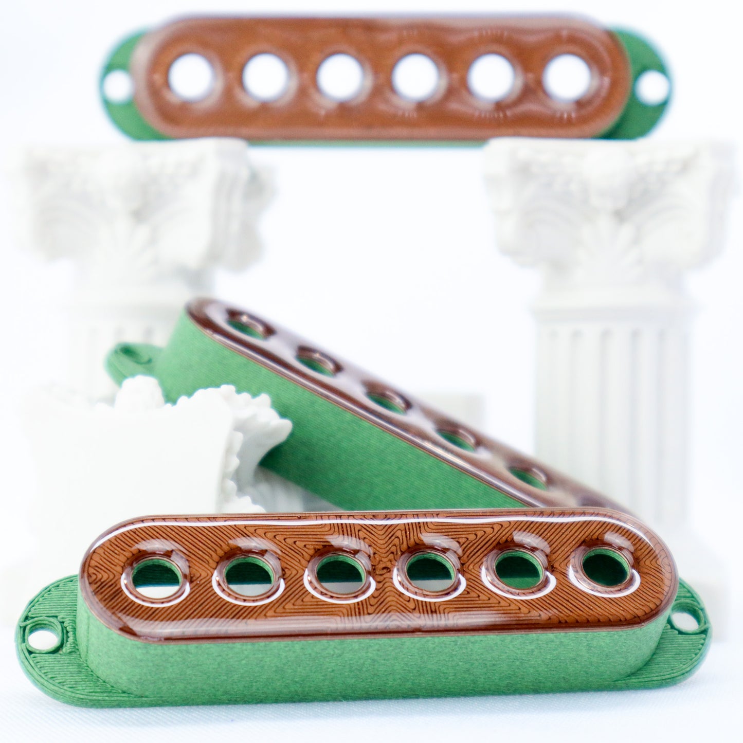 SINGLE COIL 52MM CUSTOM PICKUP COVER - COPPER BROWN METALLIC/CARBON FIBER GREEN (SET OF 3)