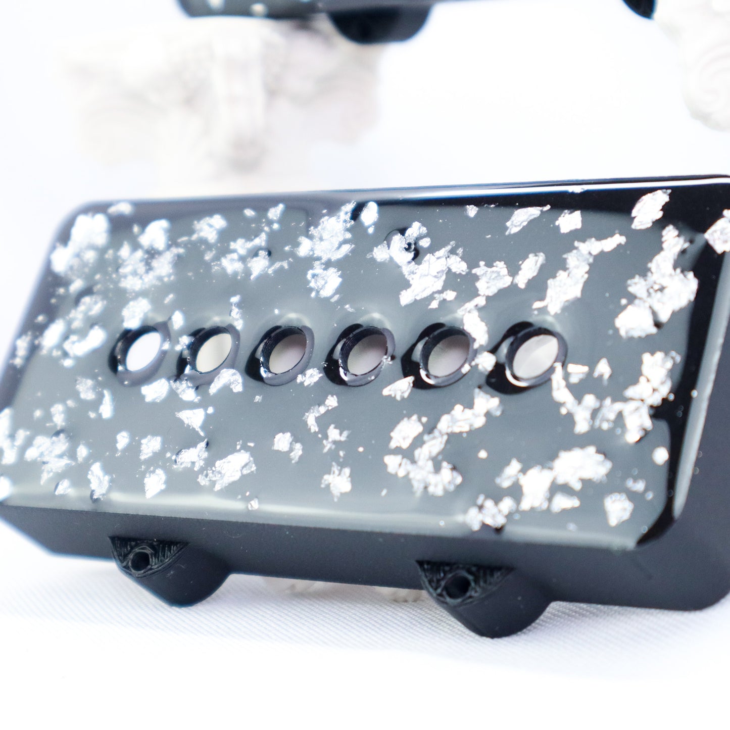 CUSTOM JAZZMASTER Pickup Cover - BLACK CARBON FIBER INFUSED/SILVER FLAKE/CLEAR (Pair)