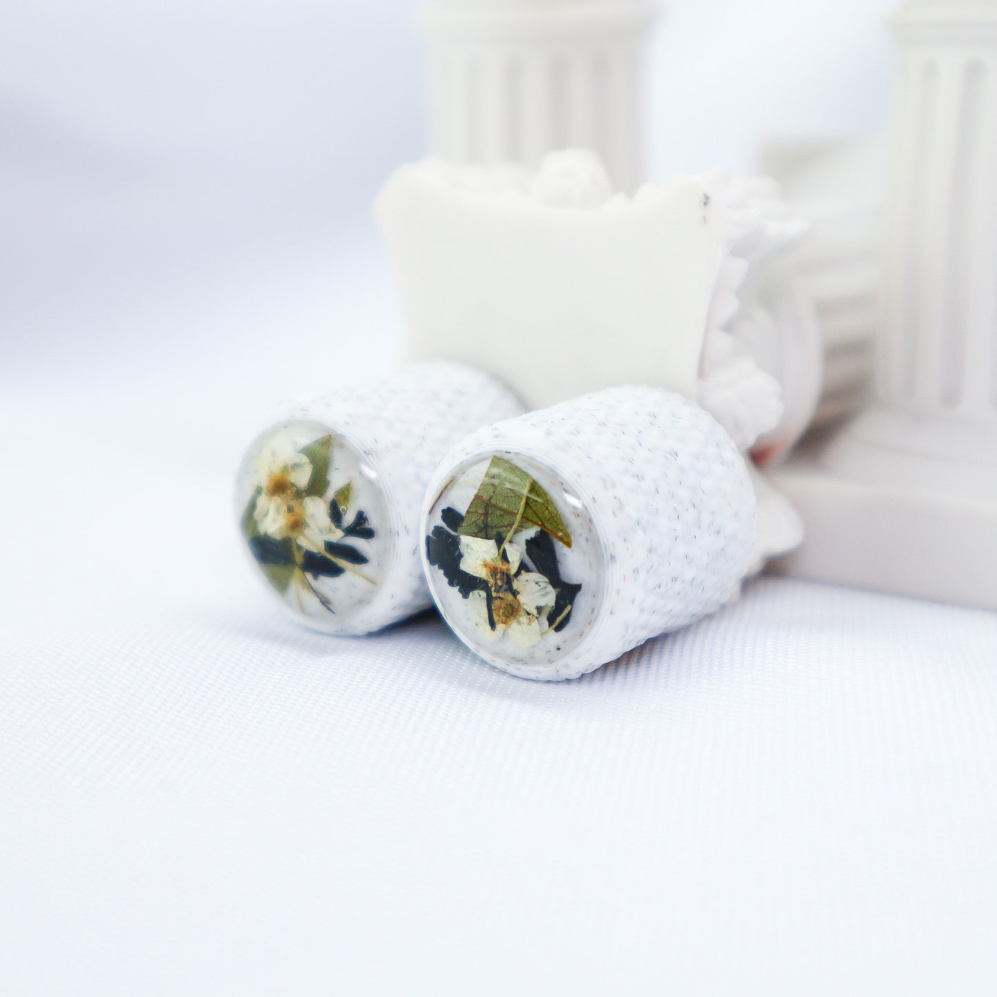 1 of 1 CUSTOM DOMED GUITAR Knob W/KNURLING & SET SCREW 6MM - DRIED FLORAL/WHITE MARBLE (PAIR)