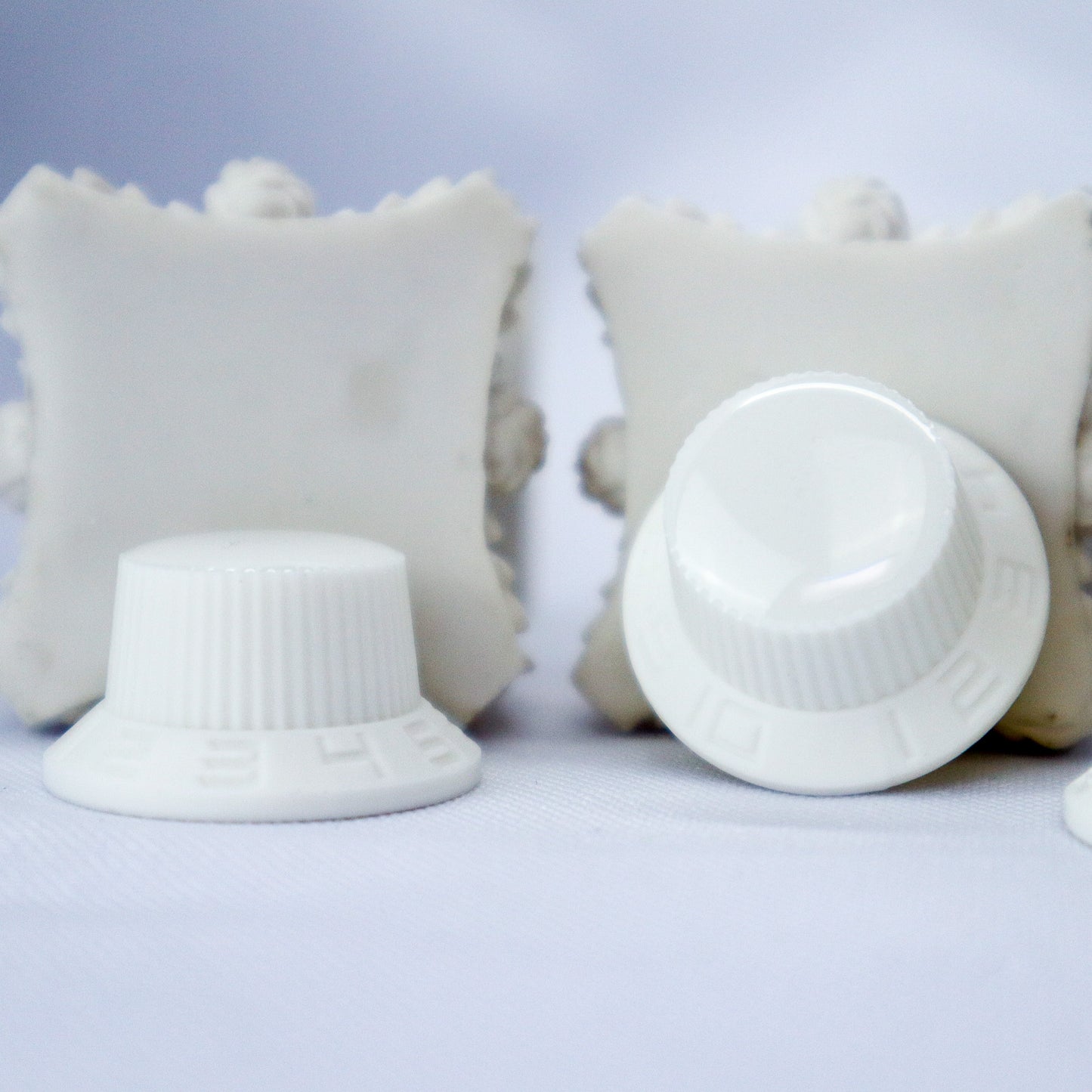 CUSTOM S-STYLE KNOB 3 PIECE SET - WHITE (SET OF 3)